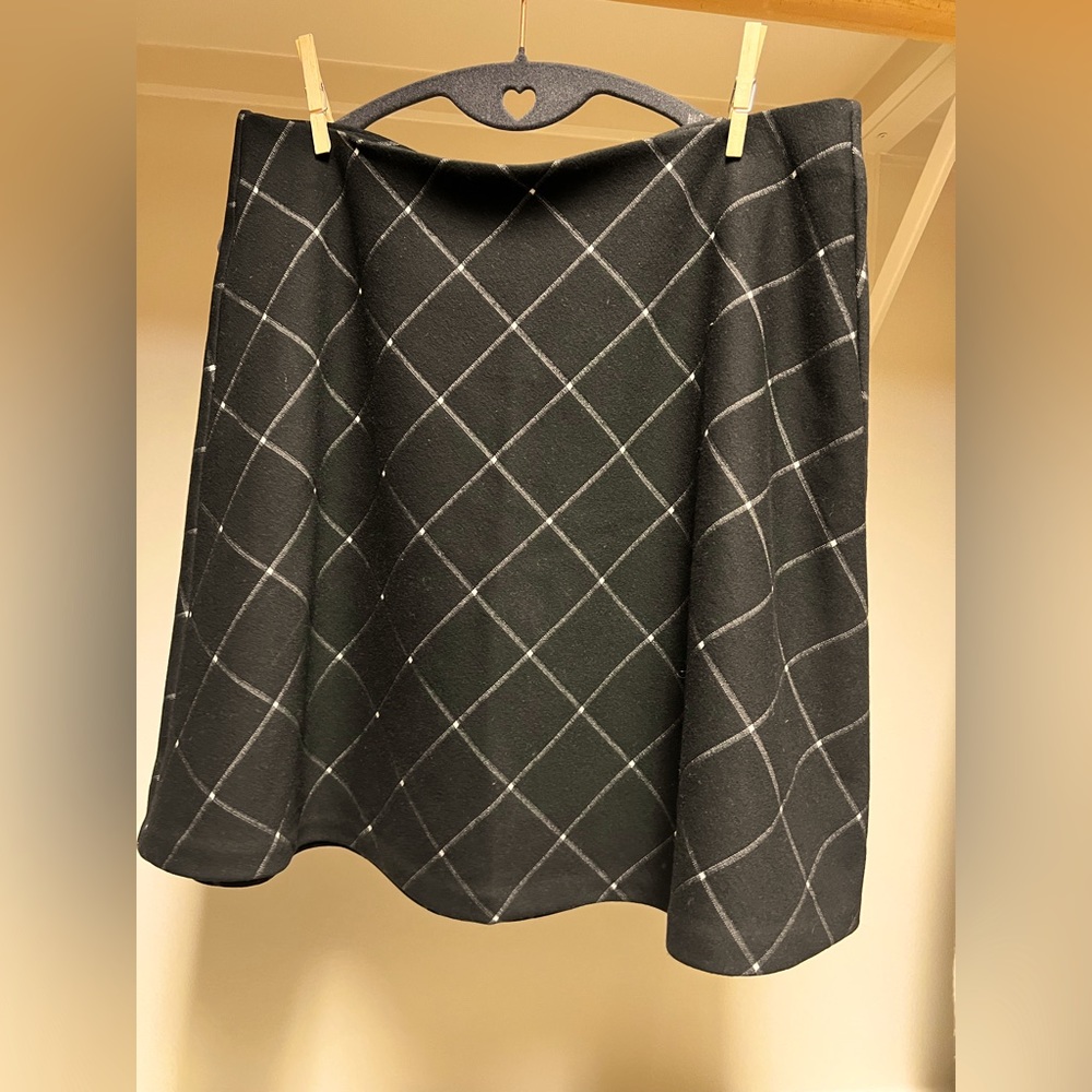 Loft black skirt